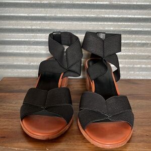 Bernardo made in Brazil straps heels